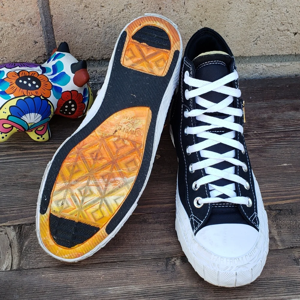 Converse size taylor